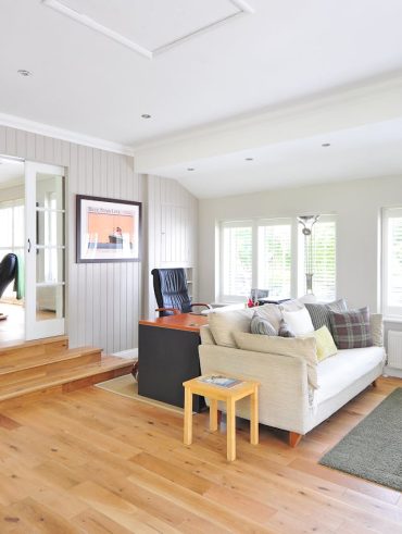 conseils et étapes à suivre pour Poser un parquet massif sur du carrelage