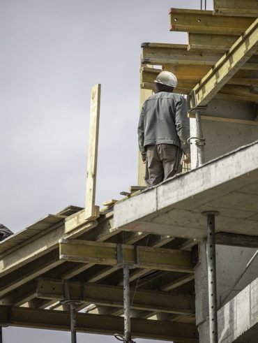 comprendre les coûts associés sur l'affaissement de dalle maison
