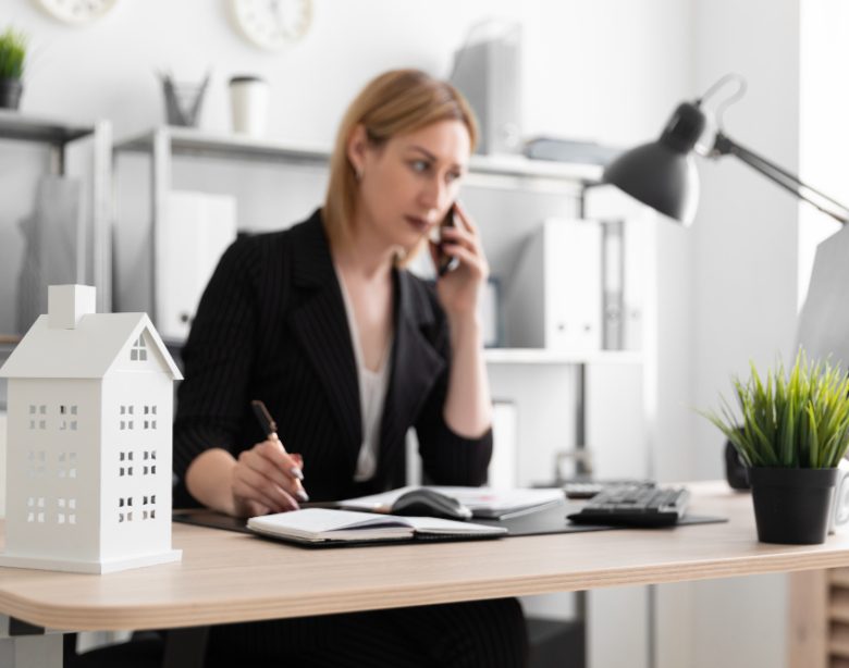 Contacter notaire pour achat immobilier
