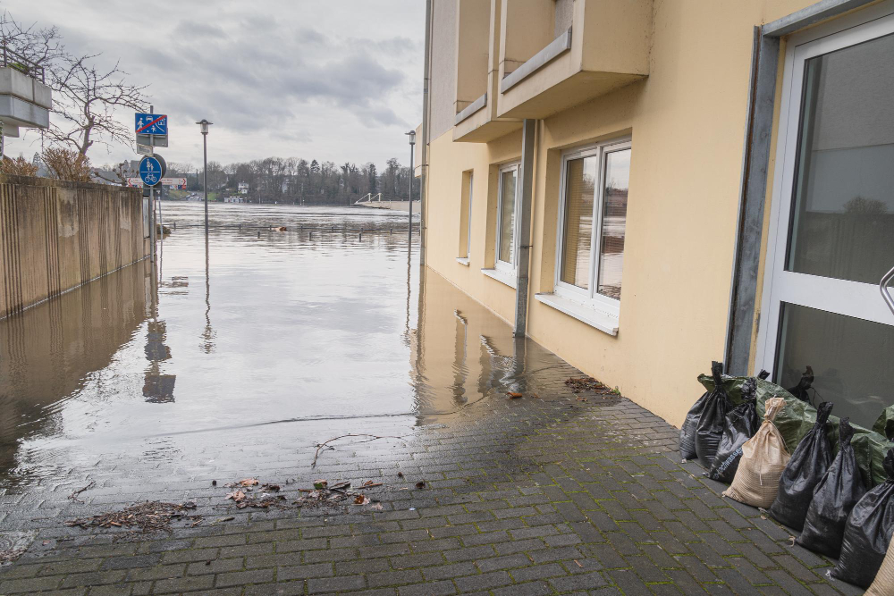 Quand survient une inondation maison